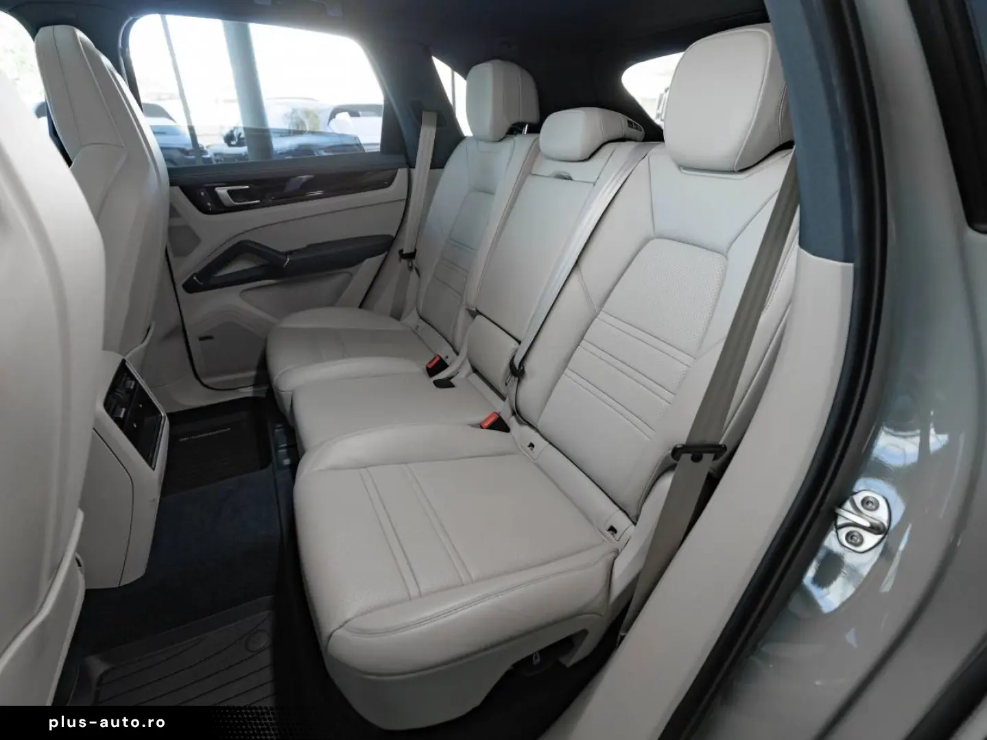 PORSCHE Porsche Cayenne (MY22) 250kW   340hp