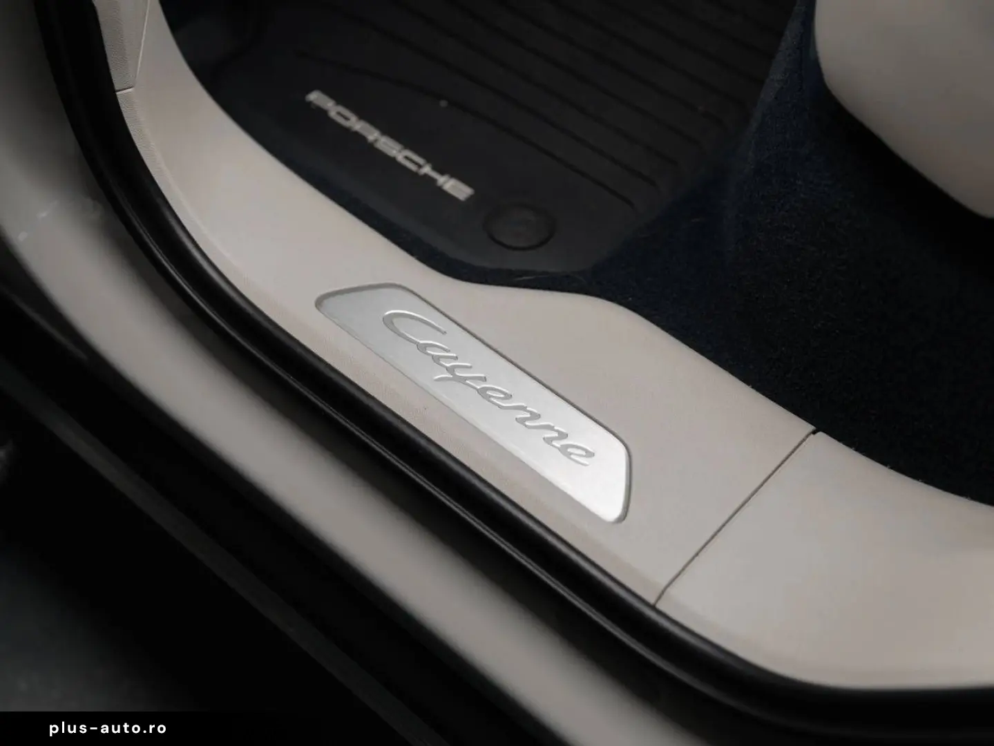 PORSCHE Porsche Cayenne (MY22) 250kW   340hp