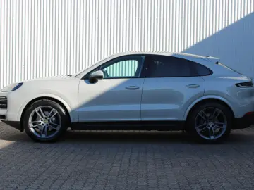 PORSCHE Cayenne Coupe
