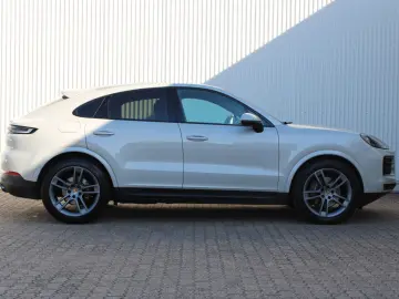 PORSCHE Cayenne Coupe