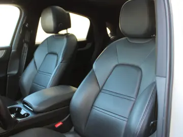 PORSCHE Cayenne Coupe