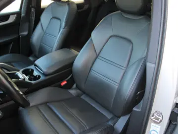 PORSCHE Cayenne Coupe