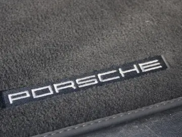 PORSCHE Cayenne Coupe