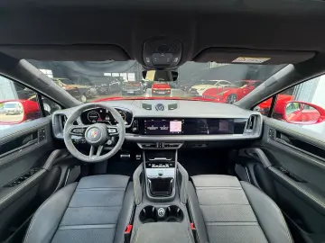 Porsche Cayenne Coupe GTS CERAMIK CARBON PANO BUR UPE185