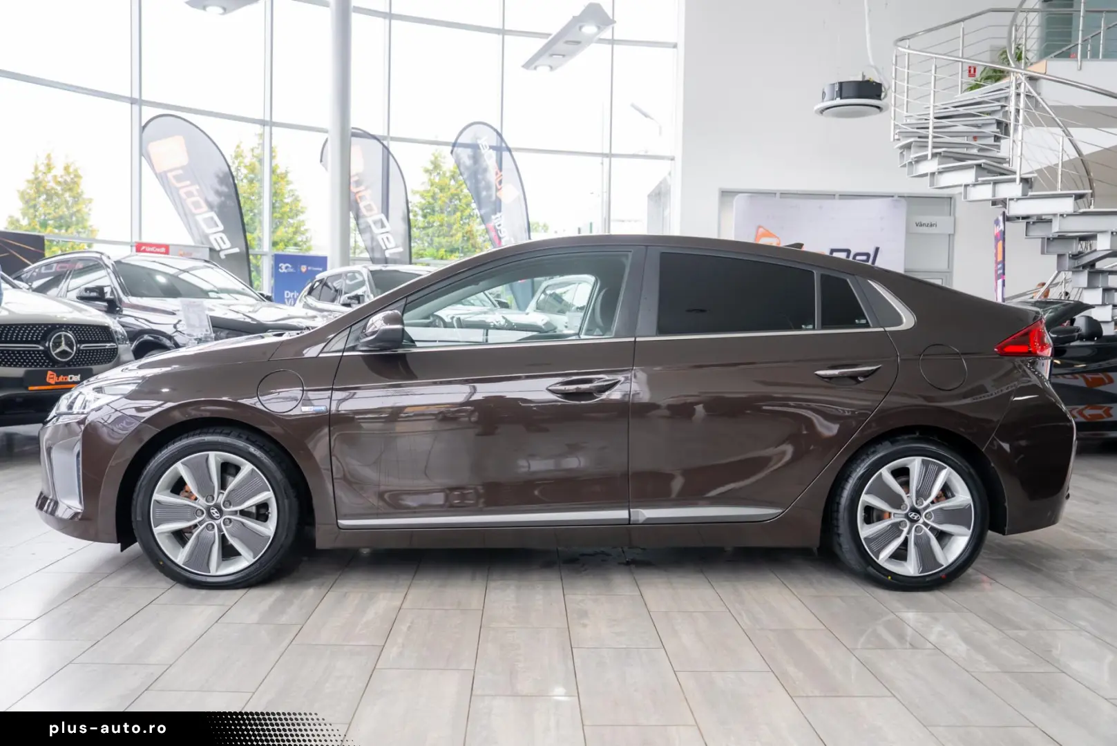 Hyundai Ioniq 1 6 Plug in Hybrid Premium