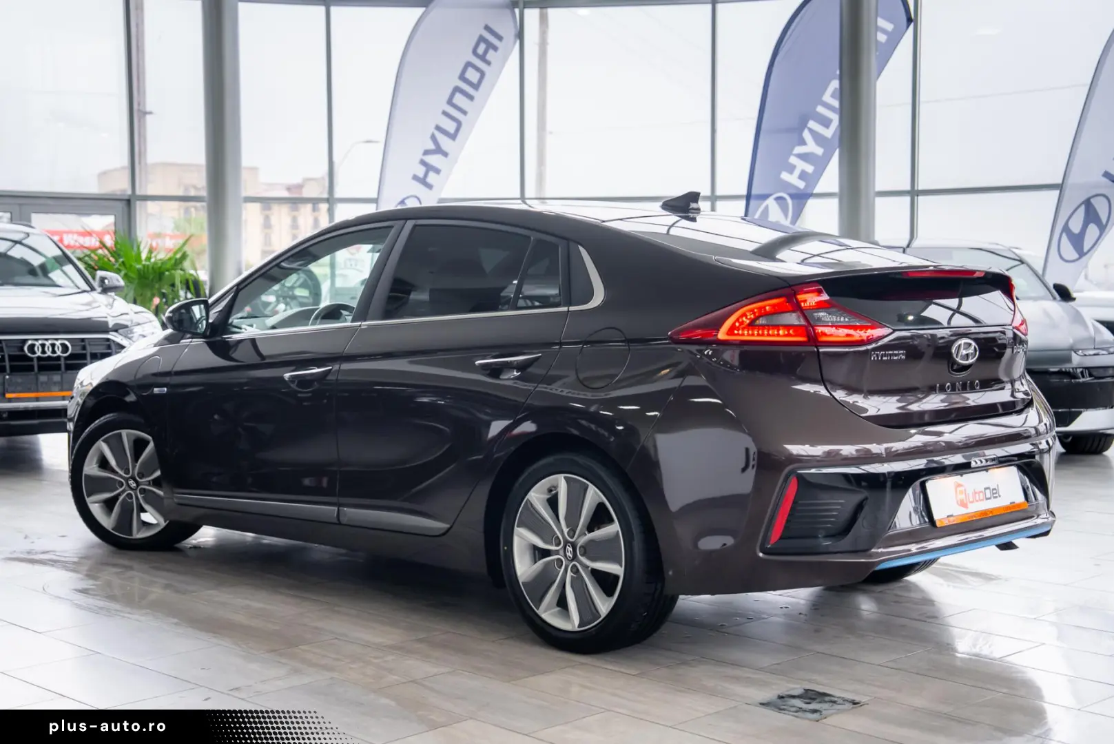Hyundai Ioniq 1 6 Plug in Hybrid Premium