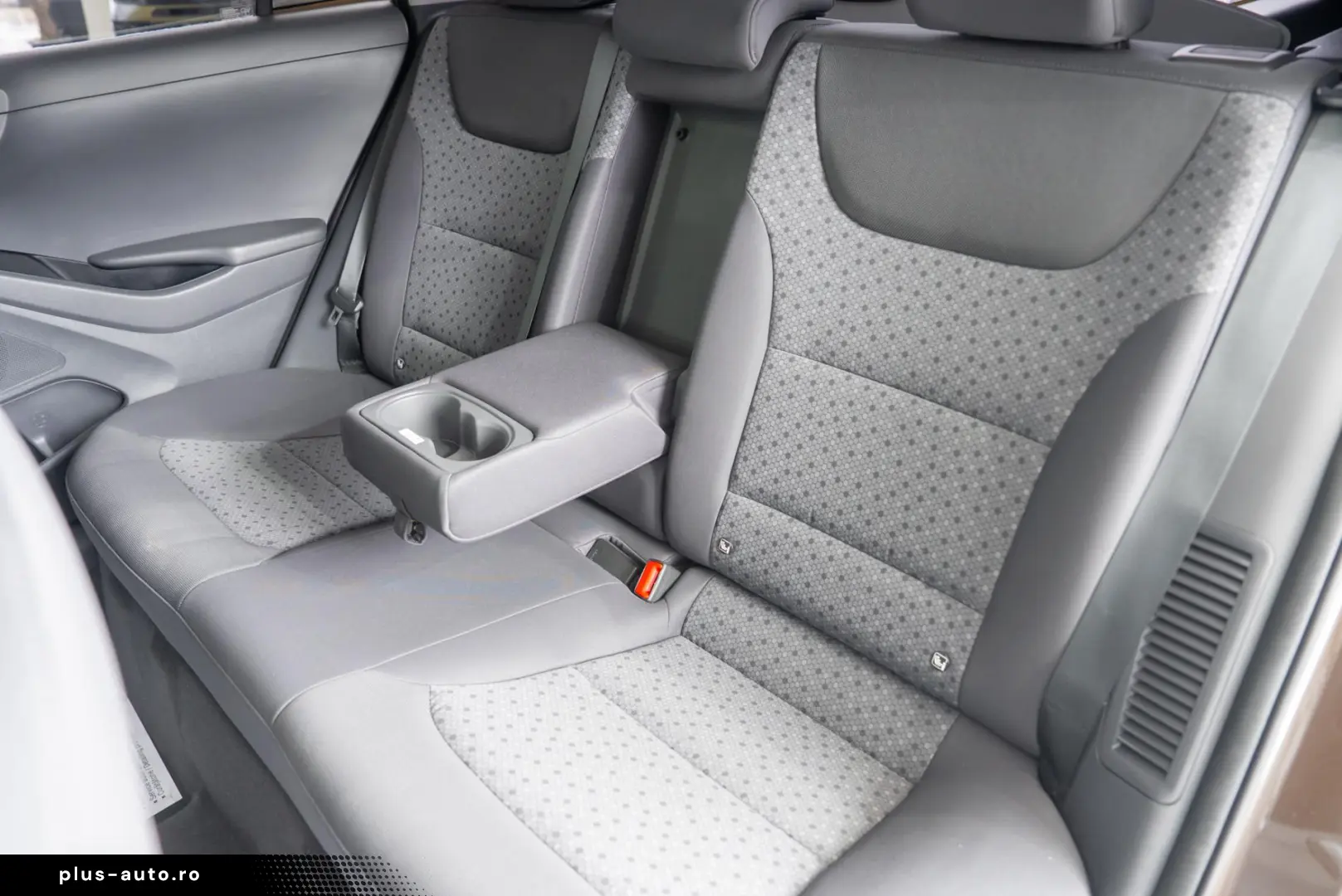 Hyundai Ioniq 1 6 Plug in Hybrid Premium