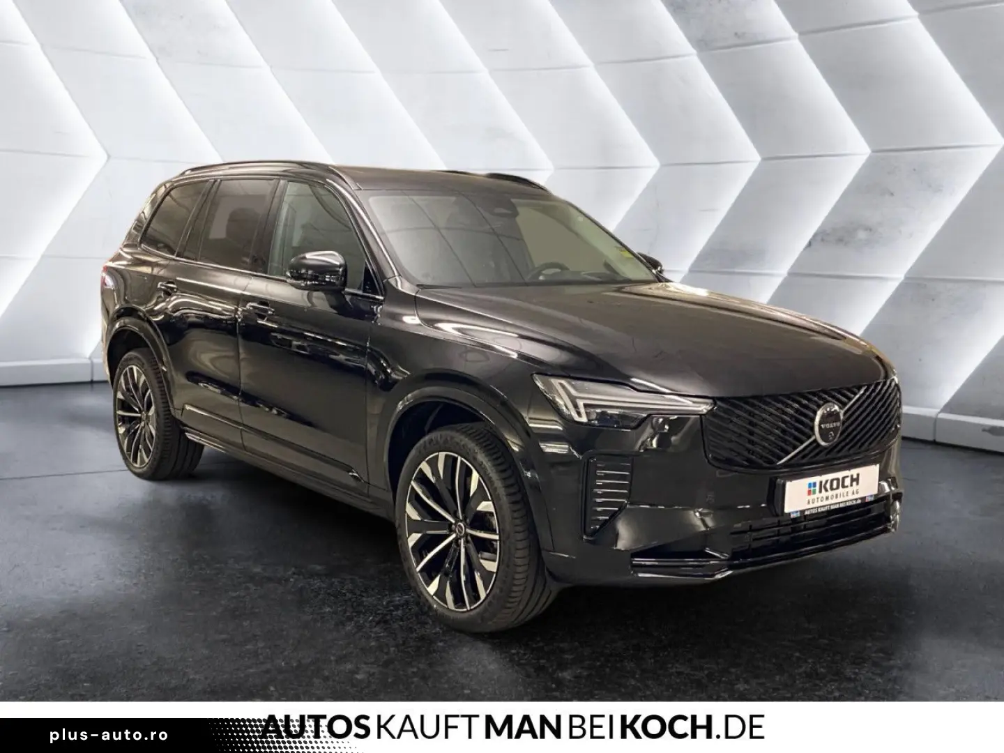 VOLVO XC90 T8 AWD Ultra Dark 360  B&W Massage