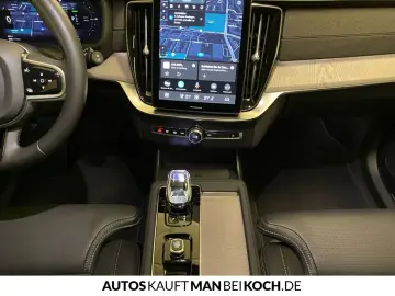 VOLVO XC90 T8 AWD Ultra Dark 360  B&W Massage