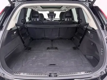 VOLVO XC90 T8 AWD Plus Bright B&W Ventil AirSusp 360