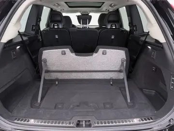 VOLVO XC90 T8 AWD Plus Bright B&W Ventil AirSusp 360