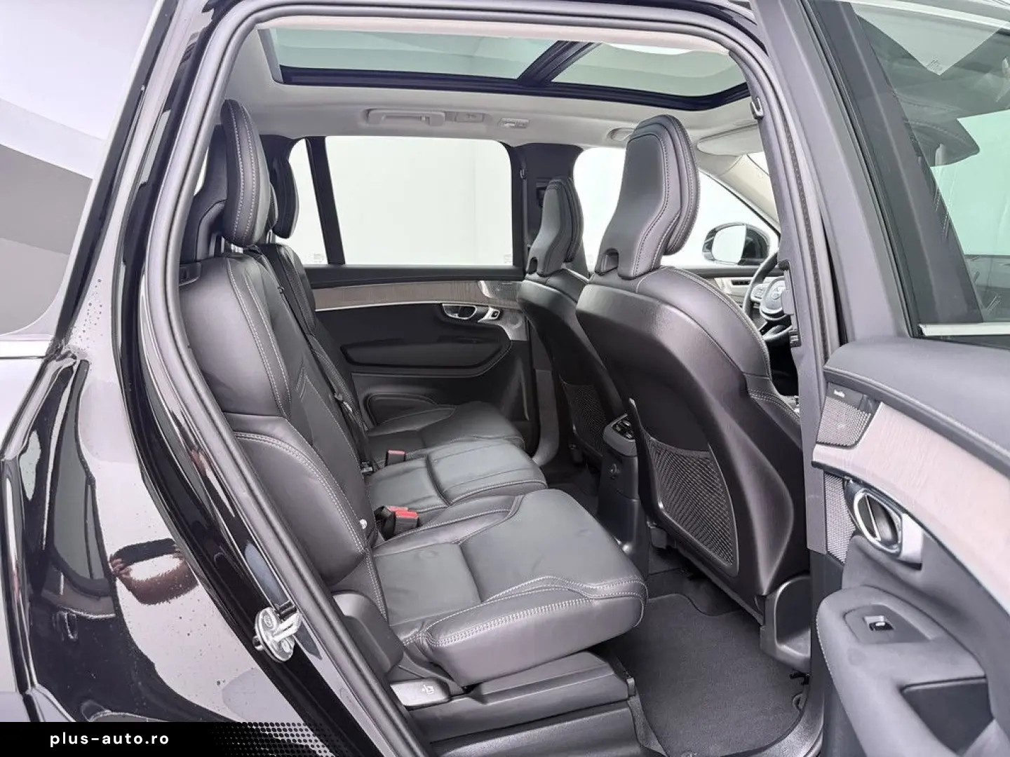 VOLVO XC90 T8 AWD Plus Bright B&W Ventil AirSusp 360
