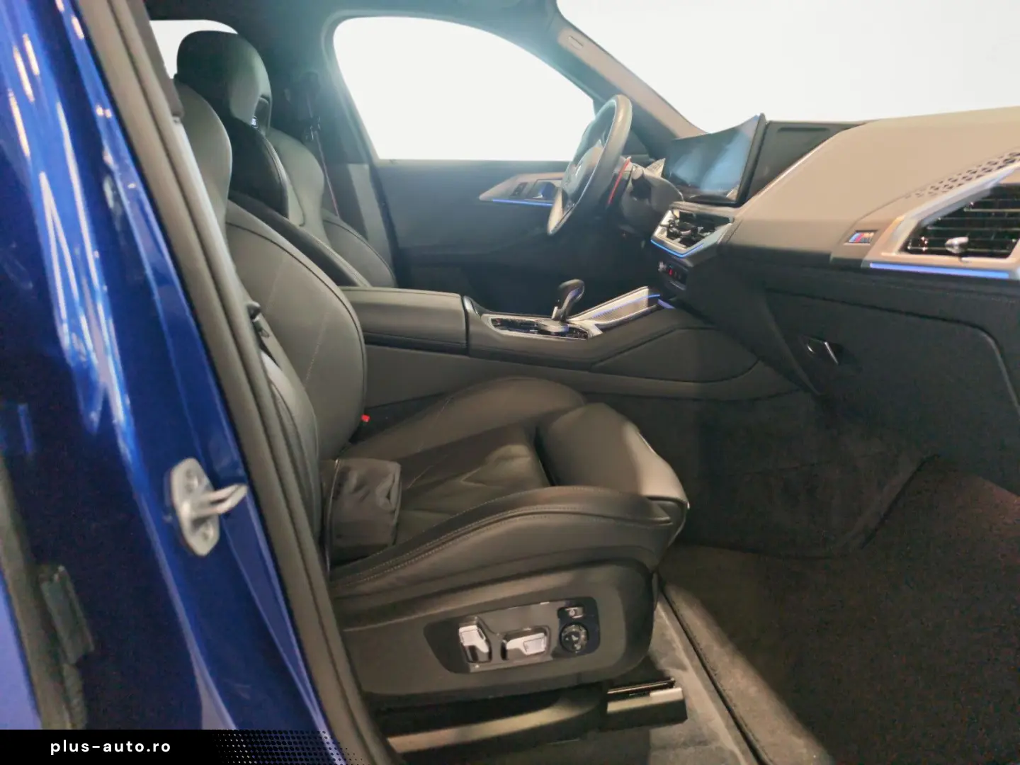 BMW XM 4.4 23' Driving Pro AHK