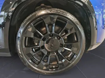 BMW XM 4.4 23' Driving Pro AHK