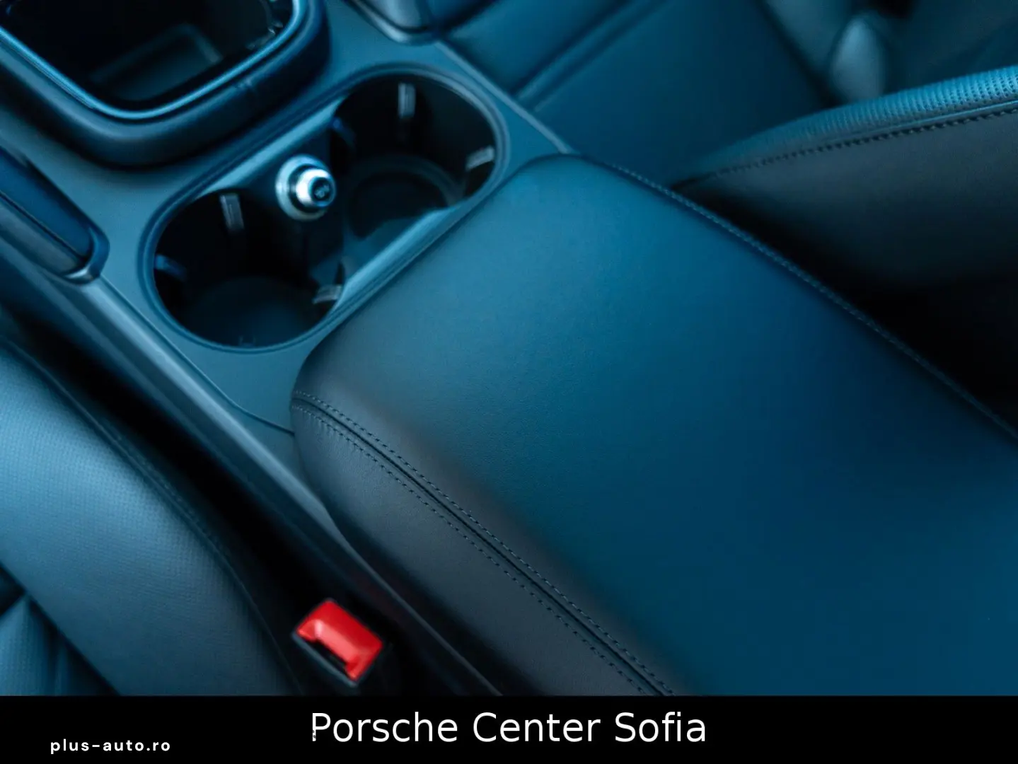 PORSCHE Cayenne Coupe