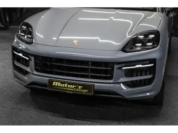 PORSCHE Cayenne S Coupé - ARCTIC GREY