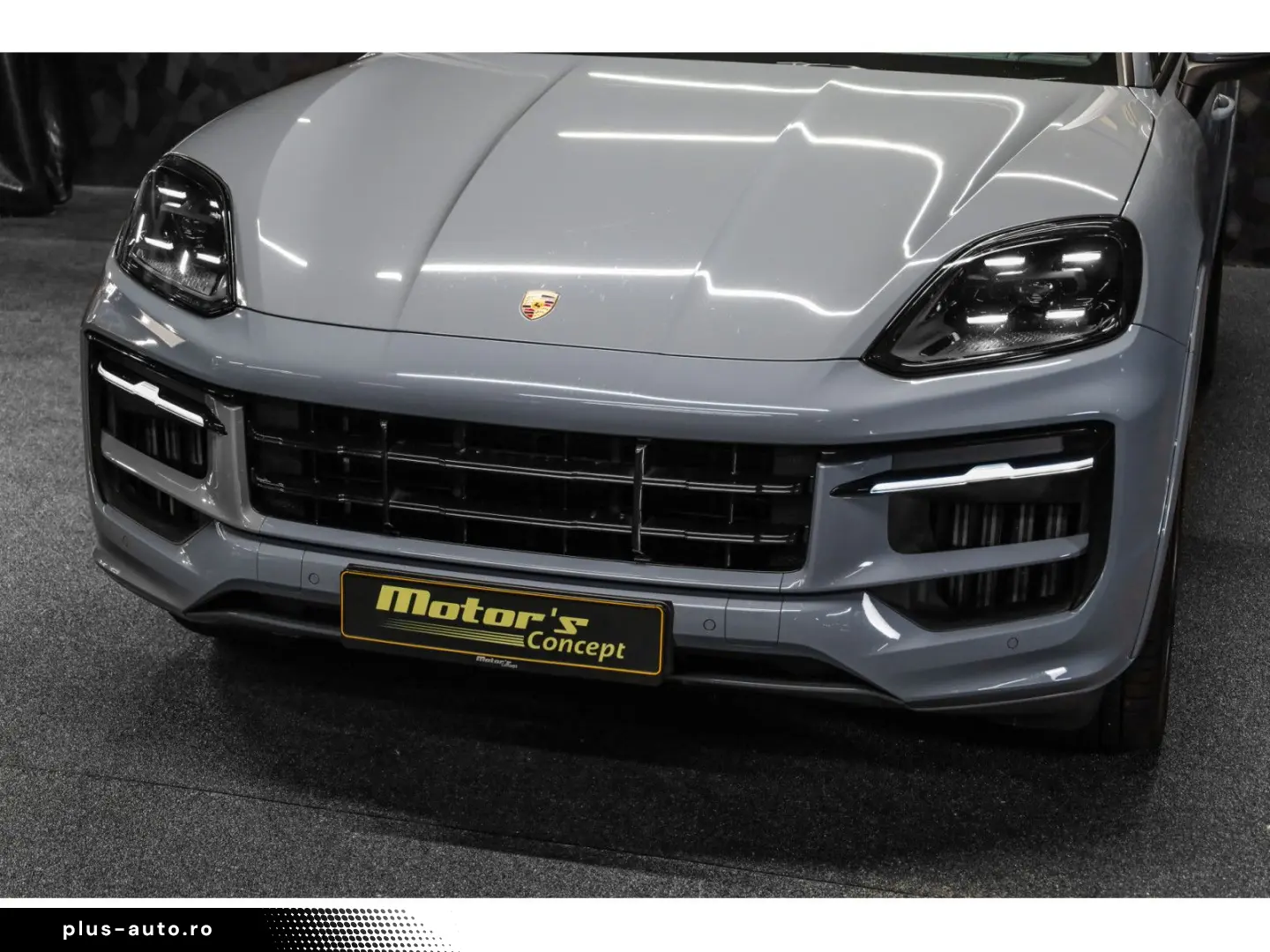 PORSCHE Cayenne S Coupé - ARCTIC GREY