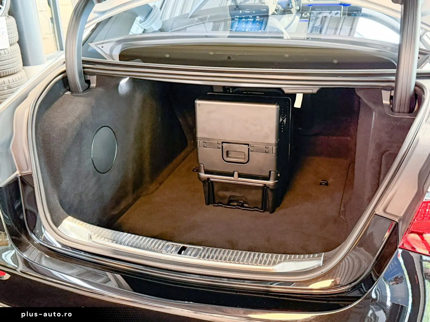 MERCEDES-BENZ S 680 MAYBACH First Class