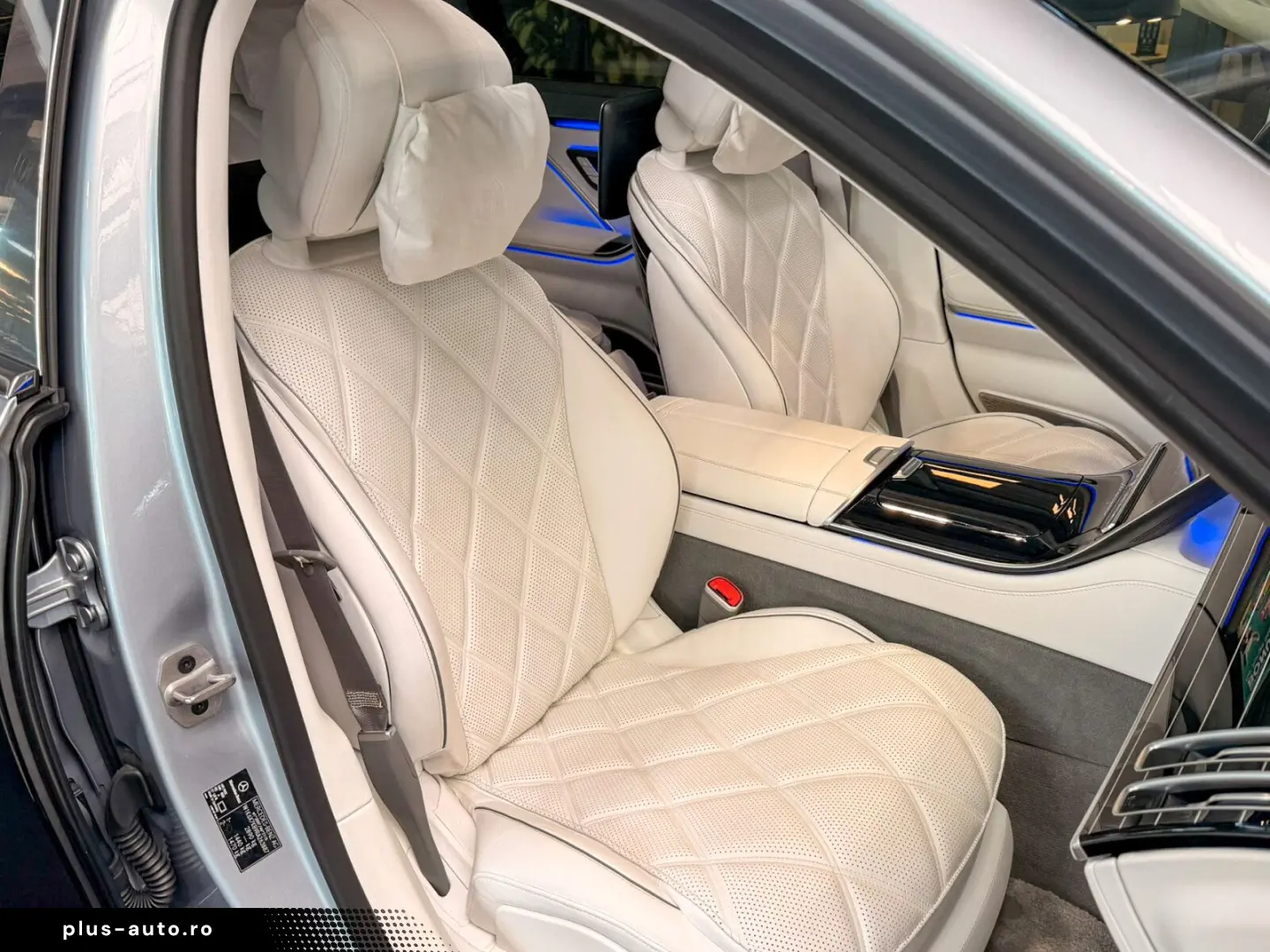 MERCEDES-BENZ S 680 MAYBACH First Class