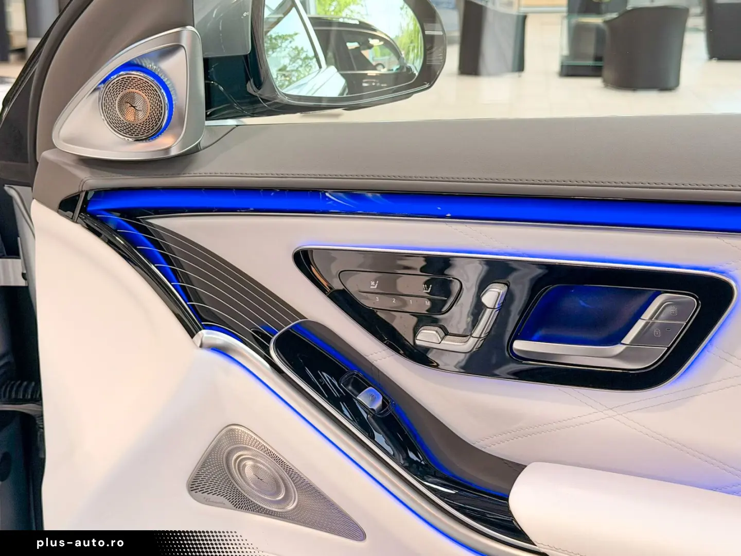 MERCEDES-BENZ S 680 MAYBACH First Class