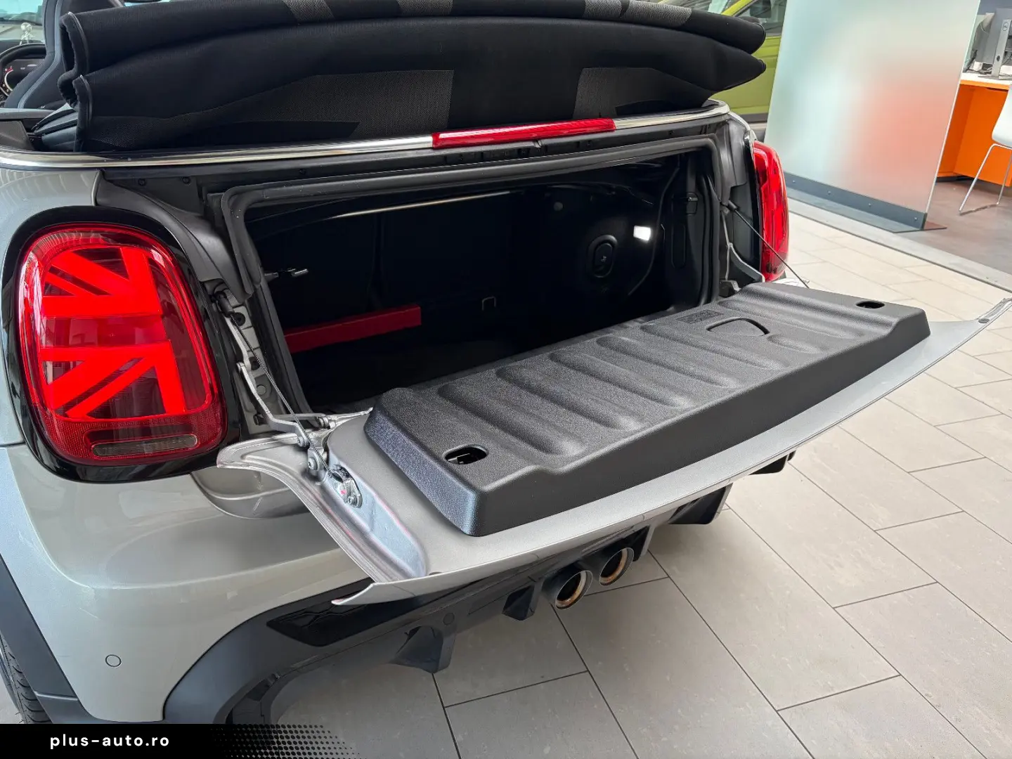 MINI John Cooper Works Cabrio H&K HUD VIRTUAL KAMERA