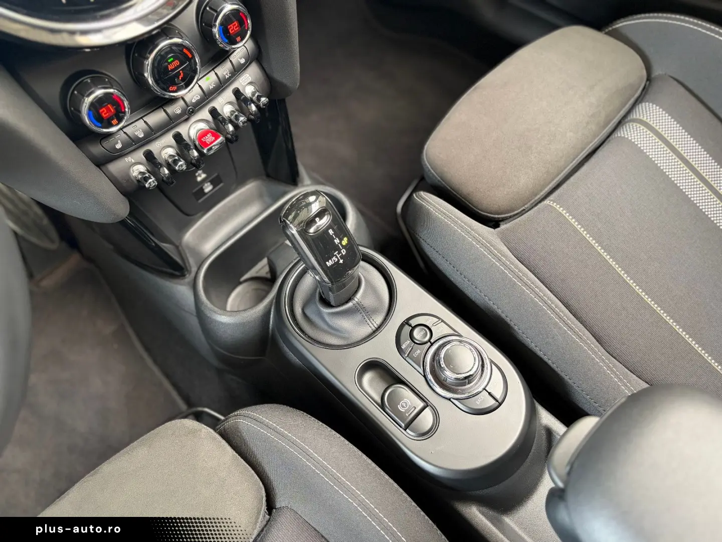 MINI John Cooper Works Cabrio H&K HUD VIRTUAL KAMERA