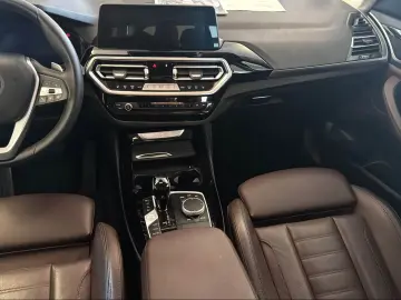 BMW X3 xDrive30e Navi Head-Up Laser Kamera