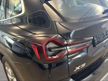 BMW X3 xDrive30e Navi Head-Up Laser Kamera