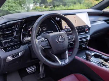 Lexus RX 500h F Sport