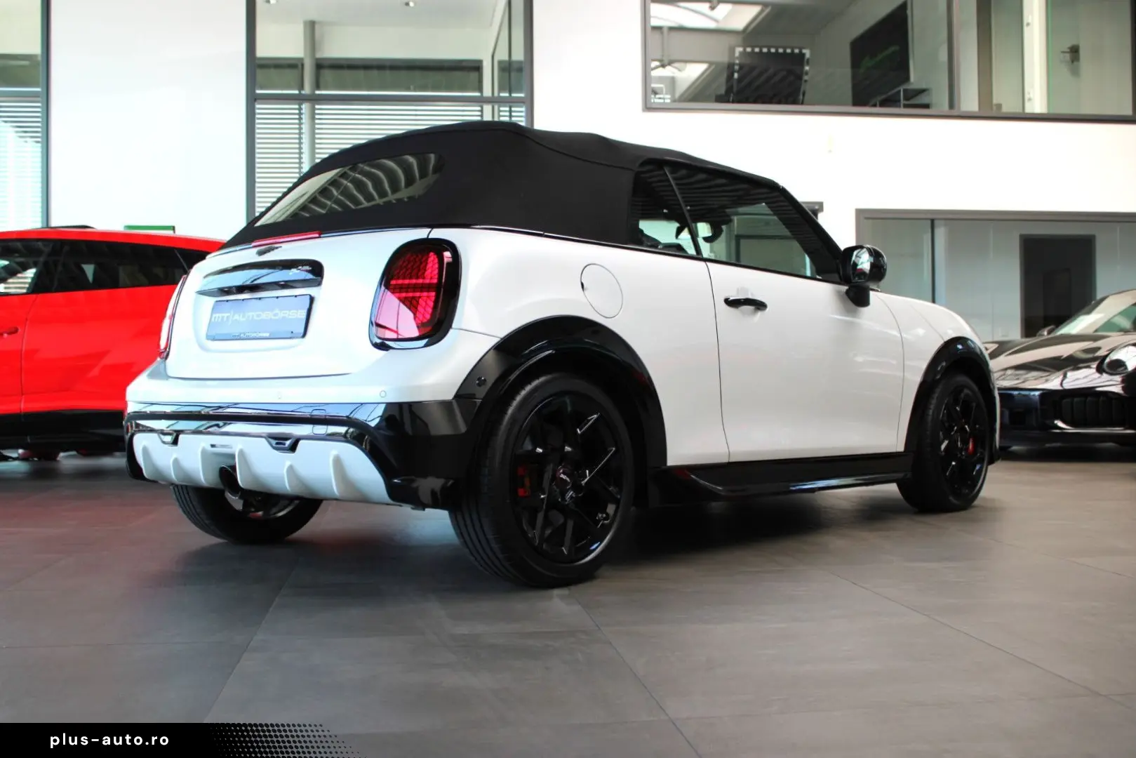 MINI JOHN COOPER WORKS CABRIO 2026  NANUQ WHITE