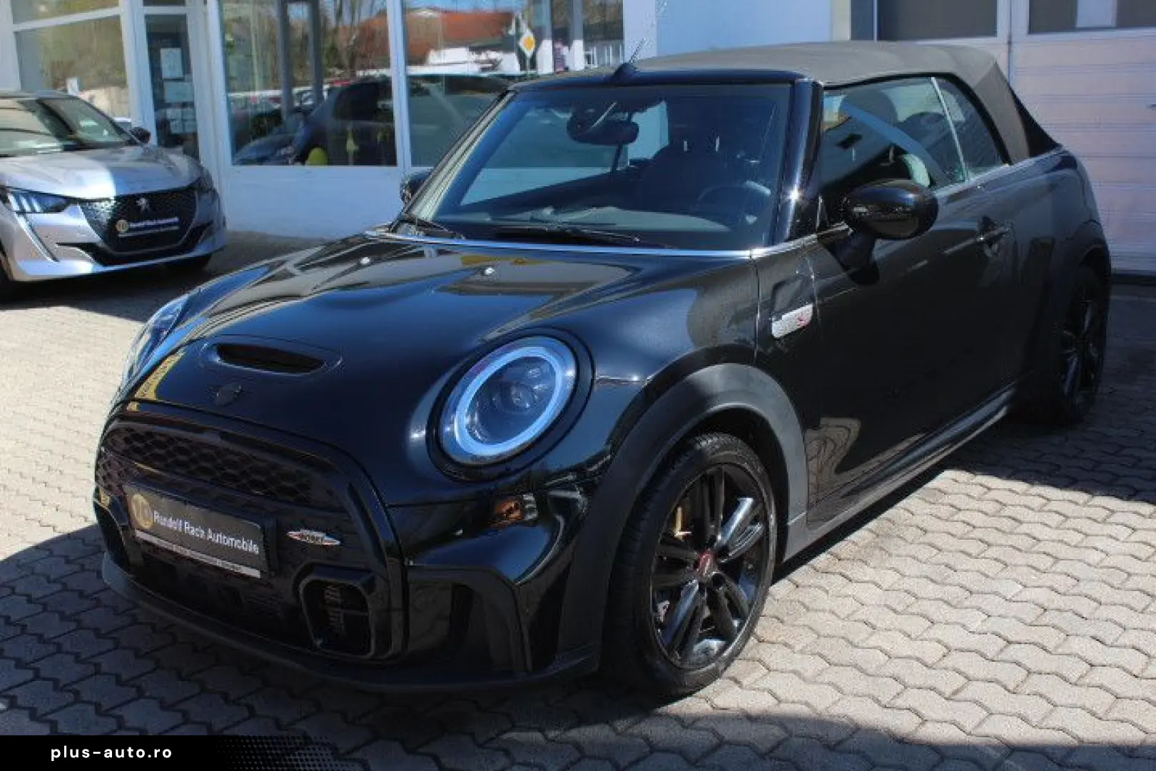 MINI John Cooper Works Cabrio S