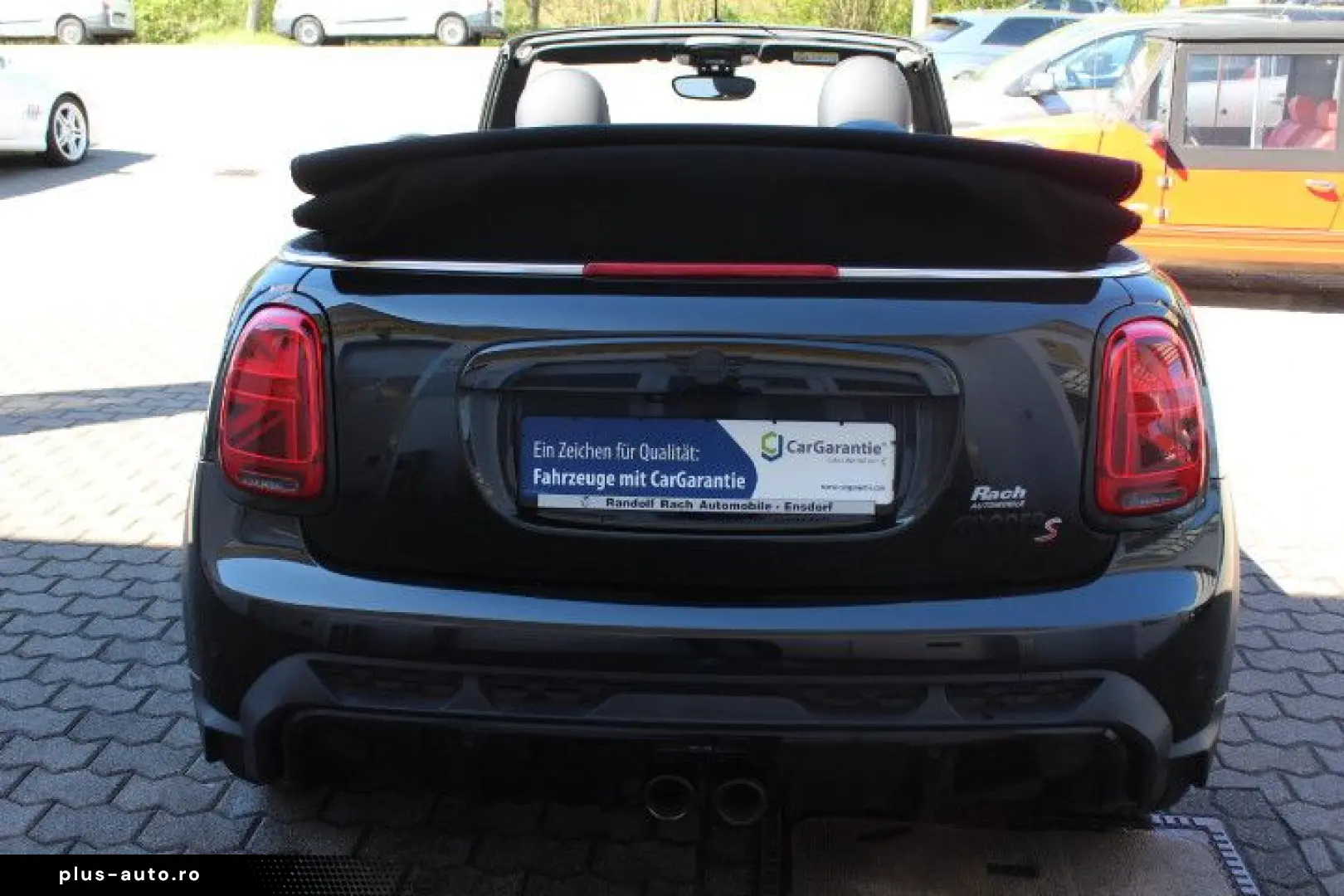 MINI John Cooper Works Cabrio S