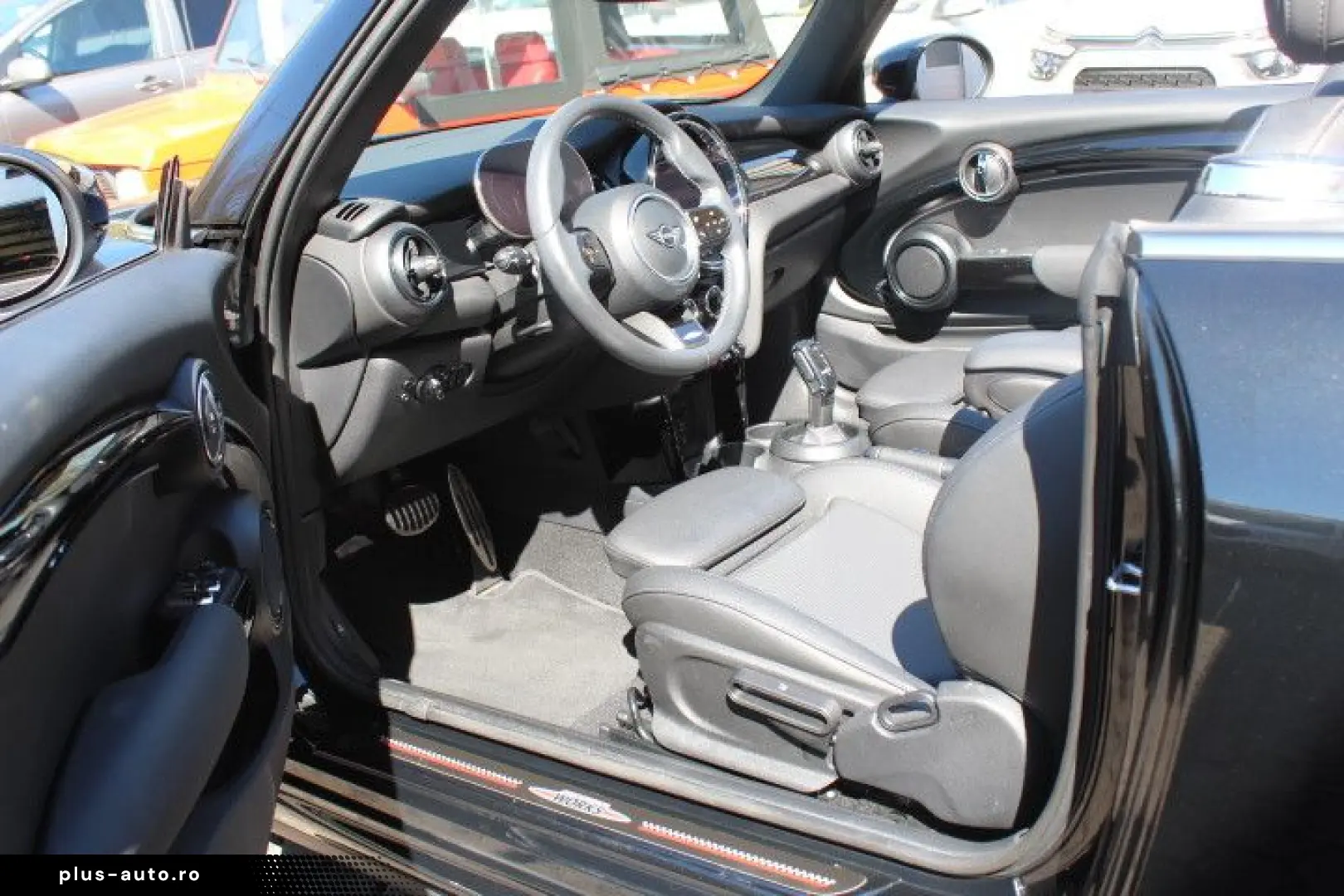 MINI John Cooper Works Cabrio S