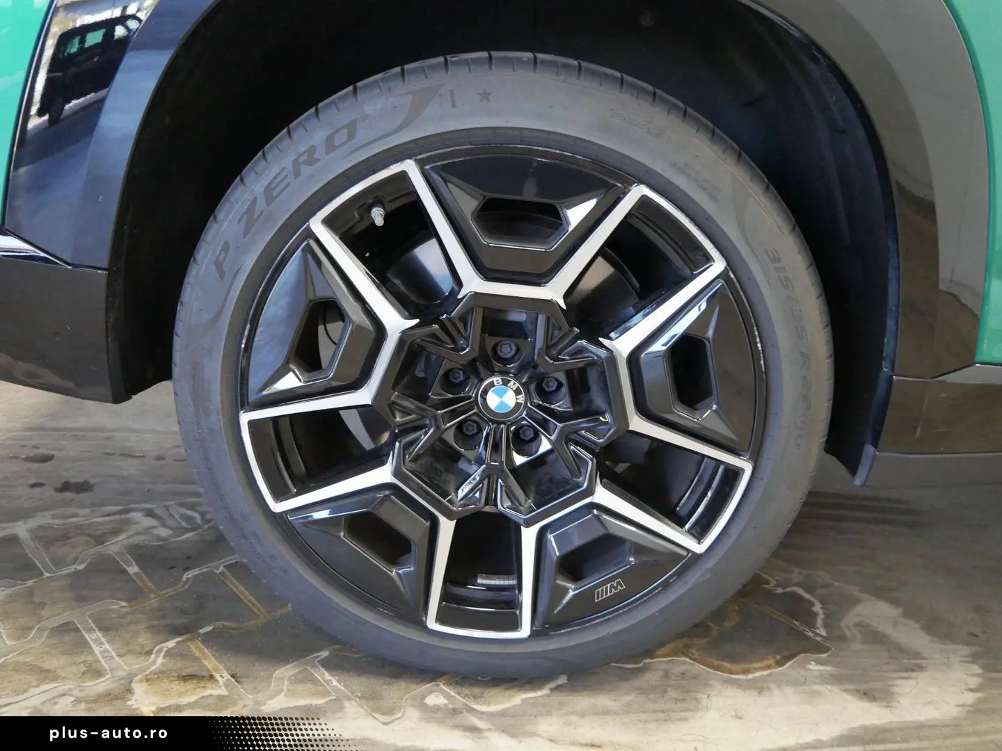 BMW XM 50e ICONIC SOFT MASSAGE H K AHK HUD 360