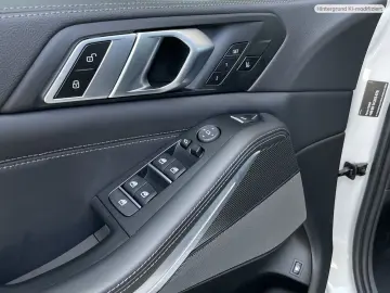 BMW X5 xDrive45e A M Sportpaket Gestiksteuerung DAB