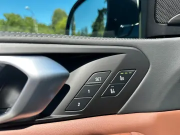 BMW X5 50 e xDrive M Sport H&K   HUD  CAMERA 360