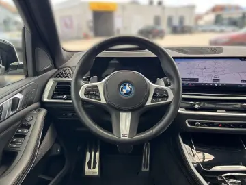BMW X5 xDrive50e Hybrid M Sport Pro Pano Massage