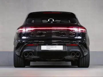 Porsche Macan GTS Sport Chrono Package