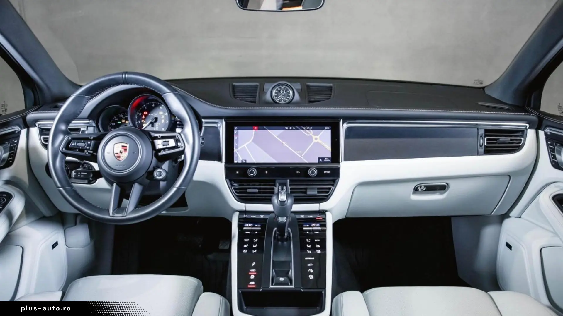 Porsche Macan GTS Sport Chrono Package