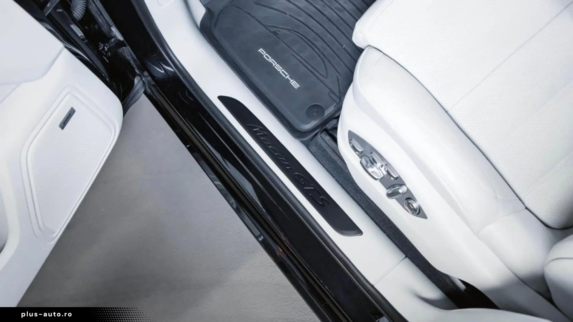 Porsche Macan GTS Sport Chrono Package