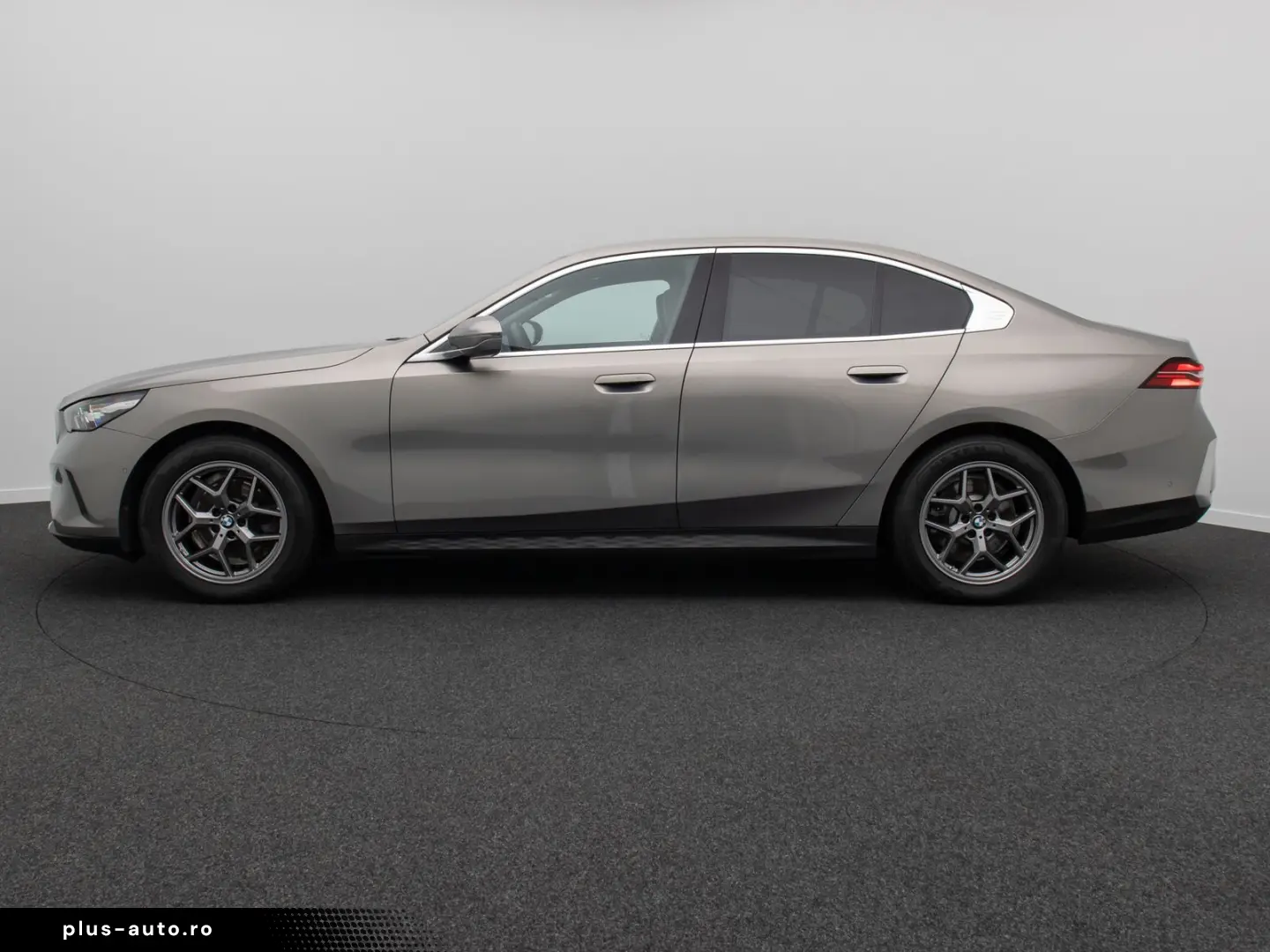BMW 520d Kamera DAB Leder DrivAss Alarm Sport 18Zoll