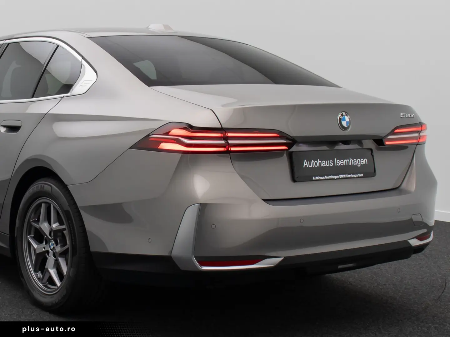 BMW 520d Kamera DAB Leder DrivAss Alarm Sport 18Zoll