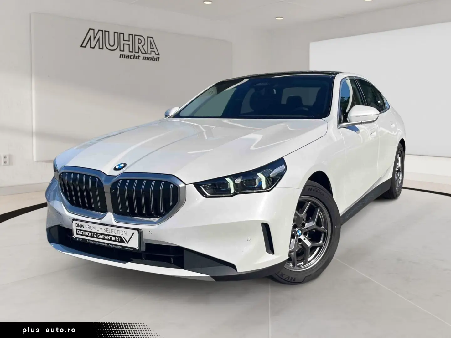 BMW 520d Limousine 18  Pano Komfortzugang