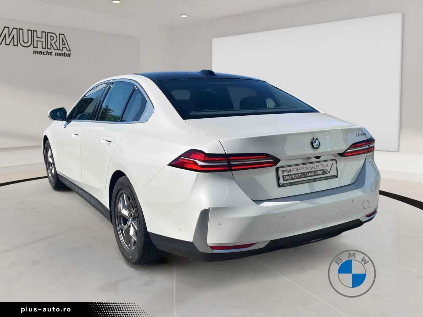 BMW 520d Limousine 18  Pano Komfortzugang
