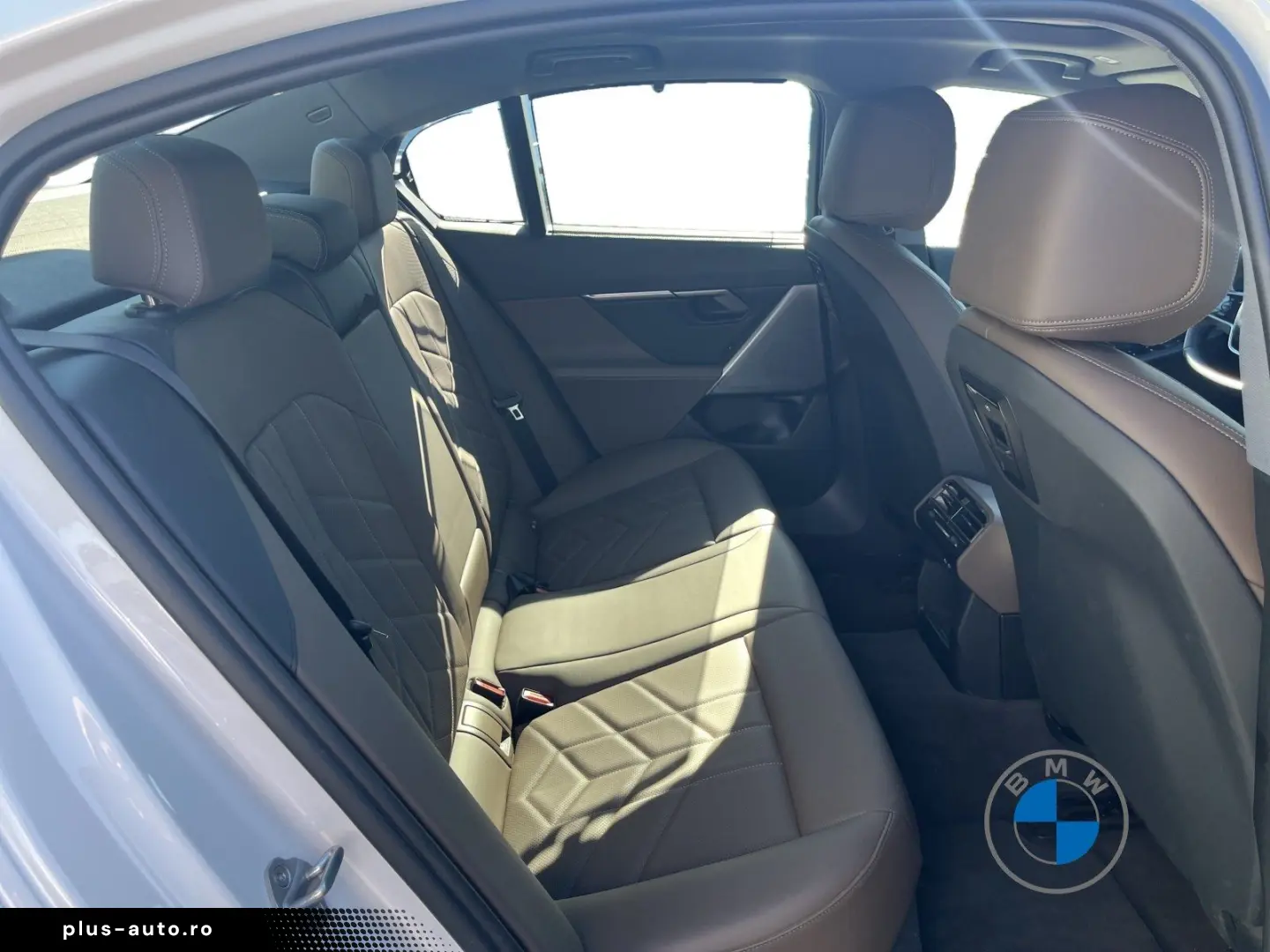 BMW 520d Limousine 18  Pano Komfortzugang