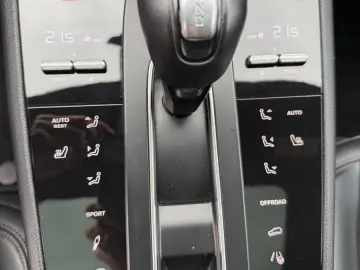 Porsche Macan GTS ENGLISH ACC SPORTABG PANO