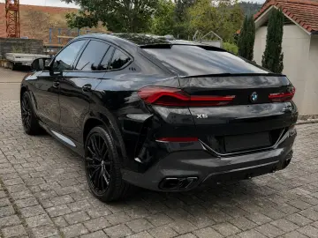 BMW X6 M60i M-Pro Paket Carbon Comfort Paket TOP AHK