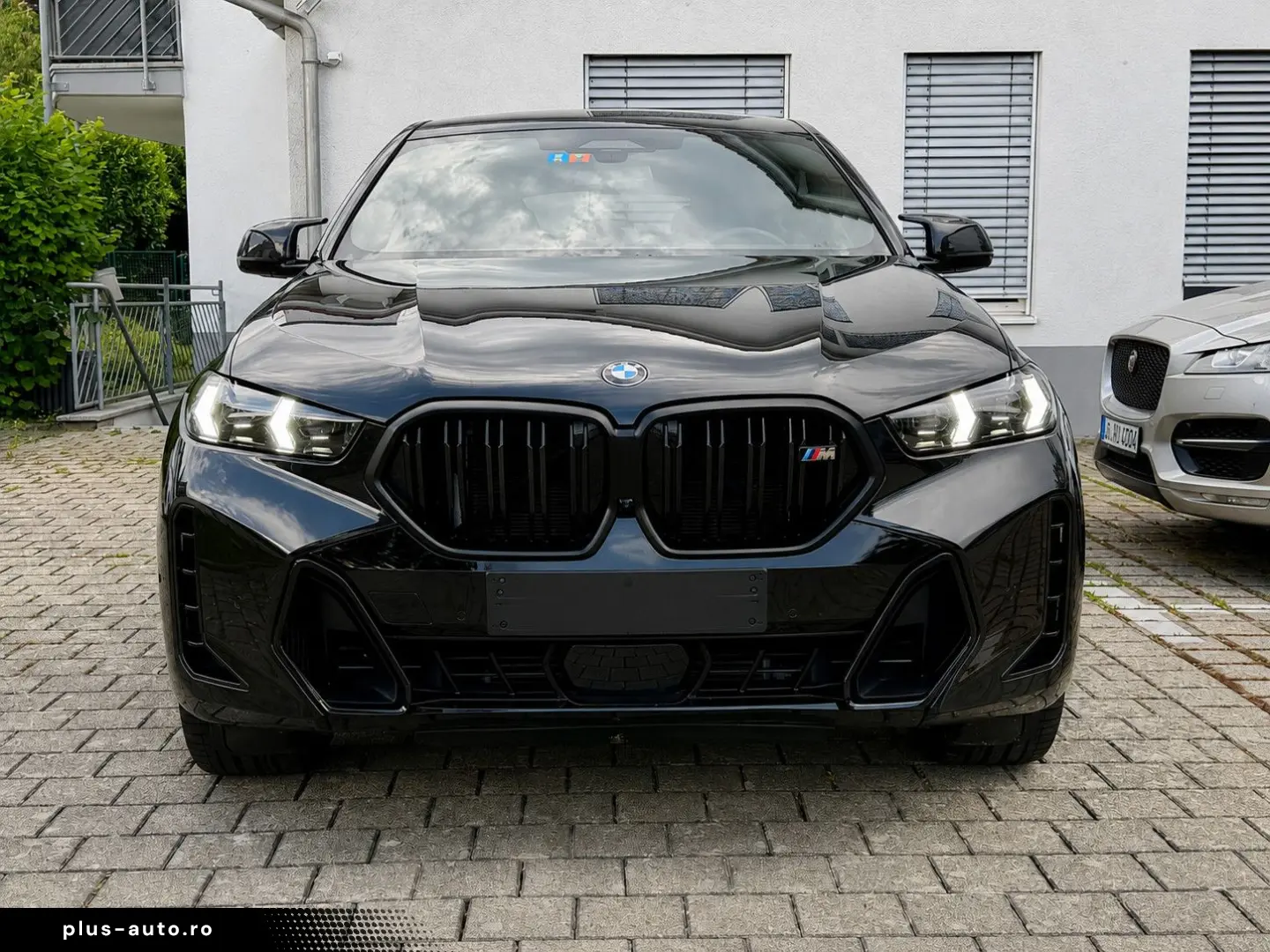BMW X6 M60i M-Pro Paket Carbon Comfort Paket TOP AHK