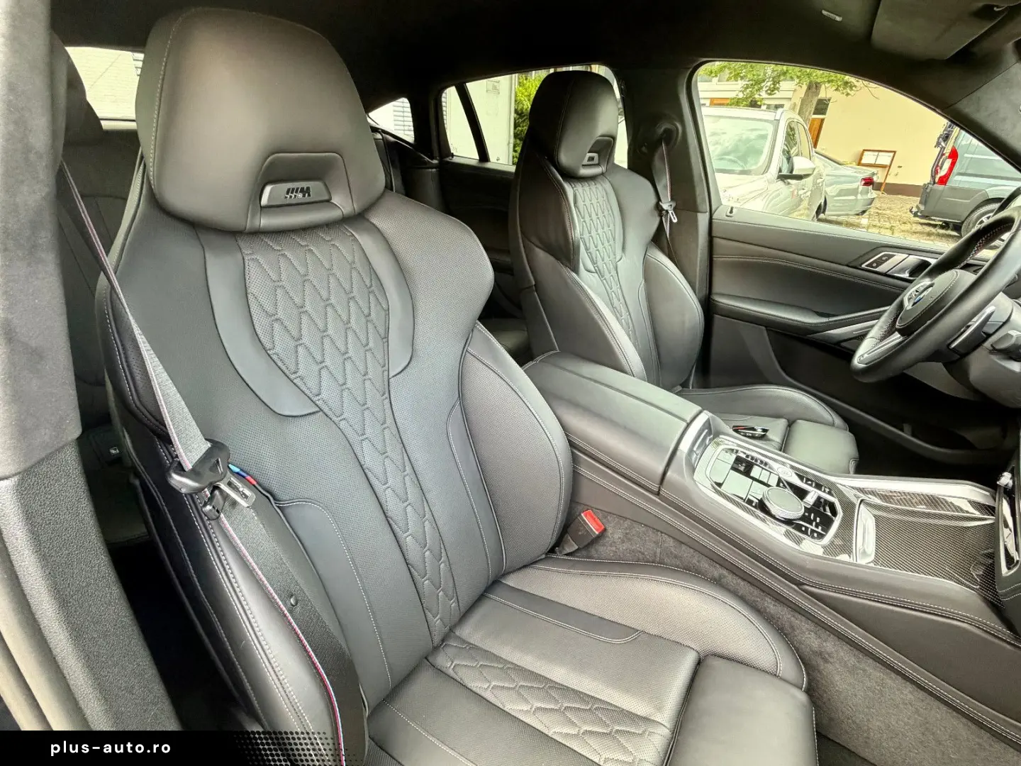 BMW X6 M60i M-Pro Paket Carbon Comfort Paket TOP AHK