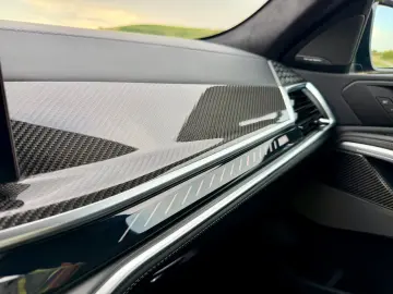 BMW X6 M60i M-Pro Paket Carbon Comfort Paket TOP AHK